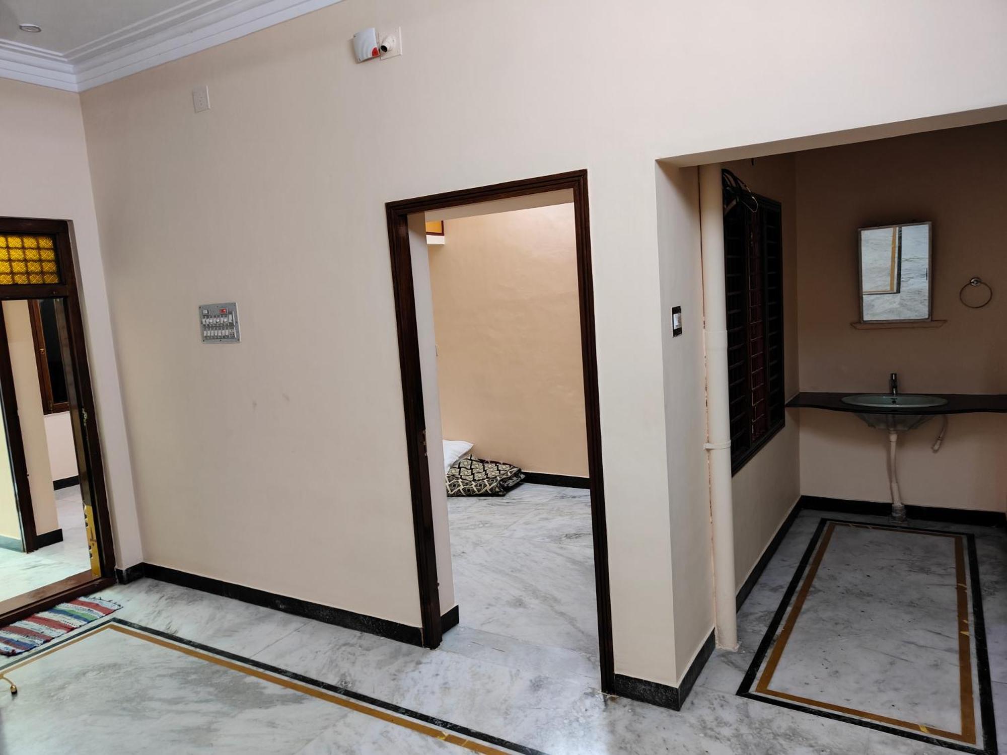 Guru Krupa Home Stay Tiruvannāmalai Exterior photo