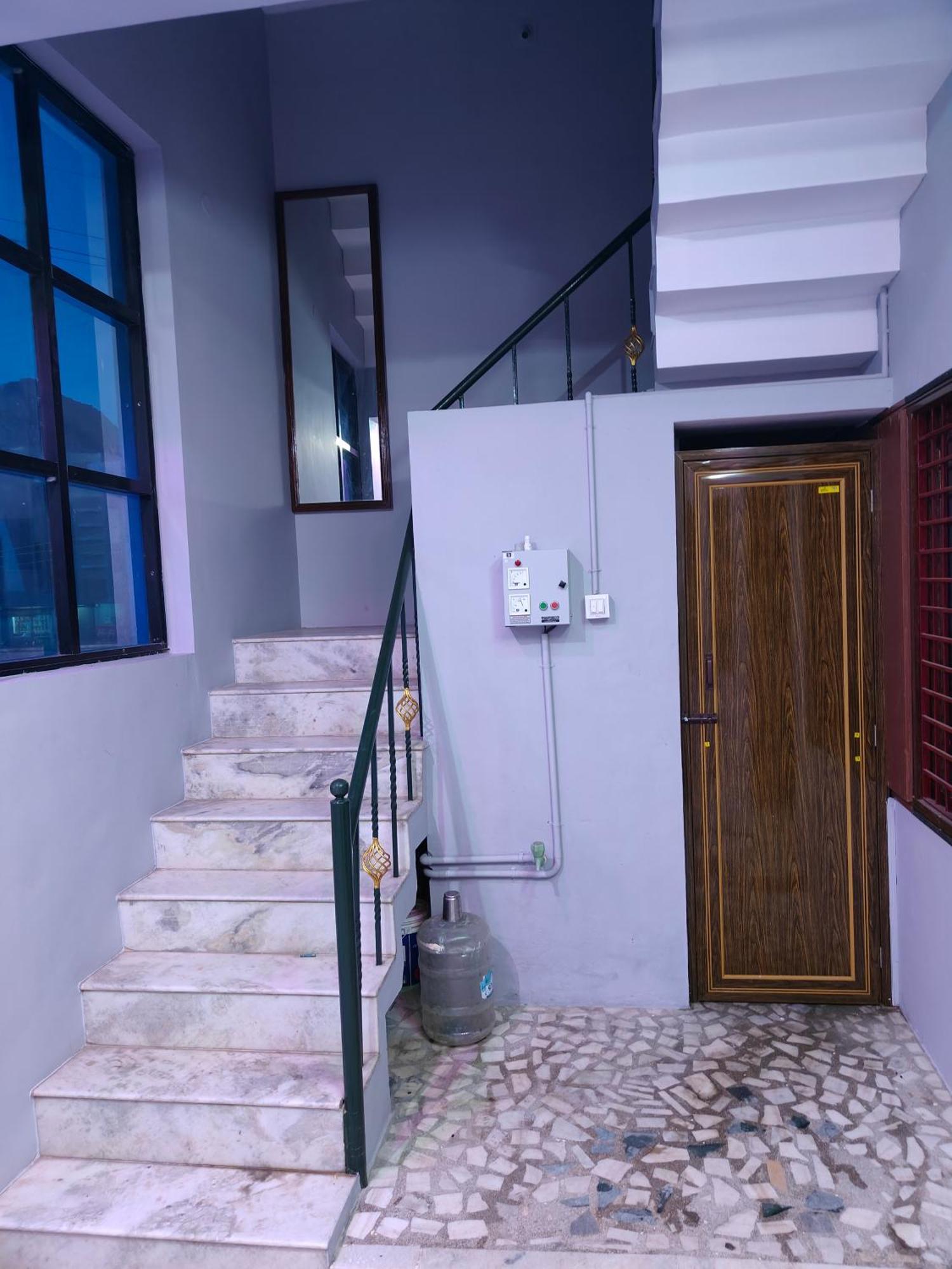 Guru Krupa Home Stay Tiruvannāmalai Exterior photo