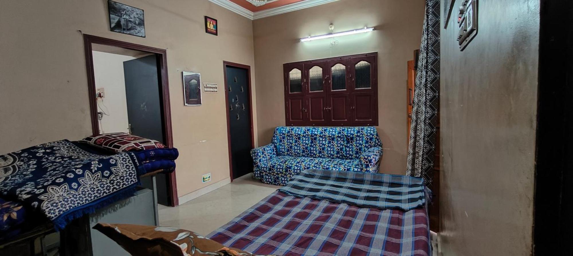Guru Krupa Home Stay Tiruvannāmalai Exterior photo